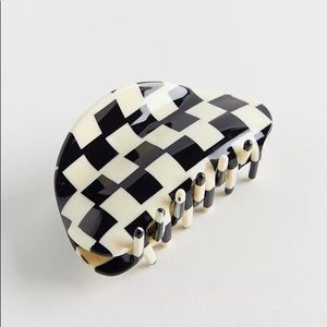 2/$25 - UO Chunks Checker Hair Claw Clip